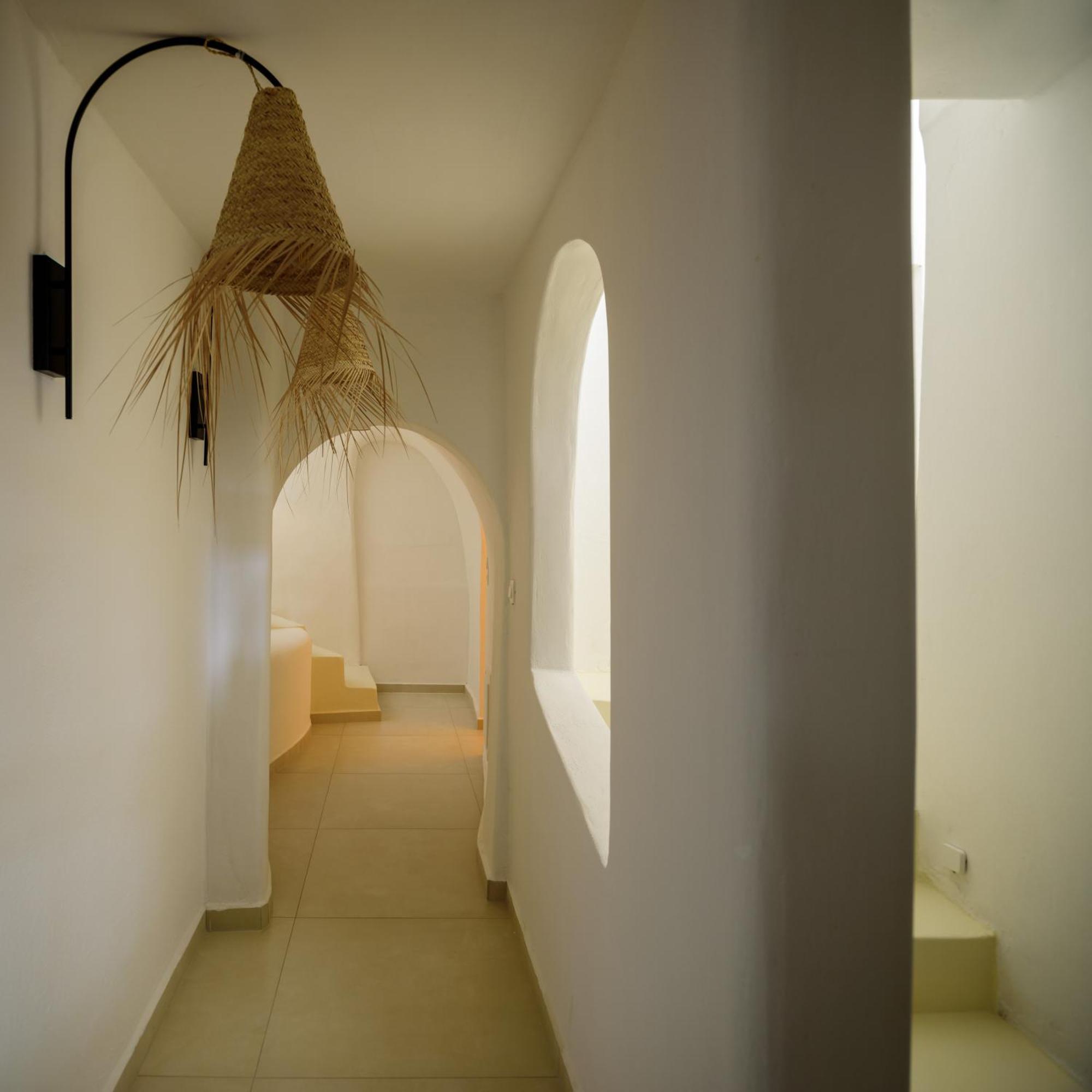 Revelis Villa & Canava Fira  Zimmer foto
